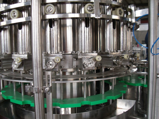 Máquina de rellenar caliente del zumo de fruta/equipo de relleno de la bebida con 15000BPH de alta velocidad